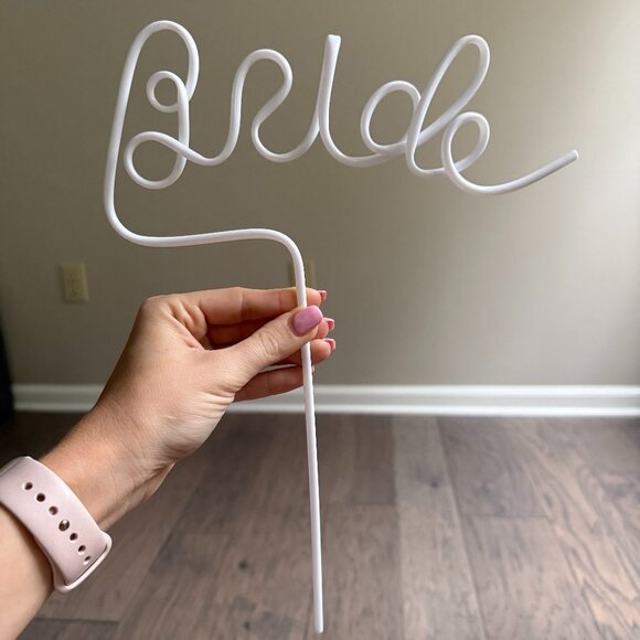 Bride Straw - Picture 1 of 1